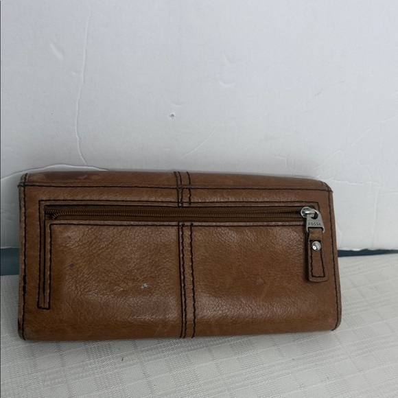 Fossil British tan  Pebble Leather Triple Compartments Bifold Clutch Wallet - Picture 3 of 8